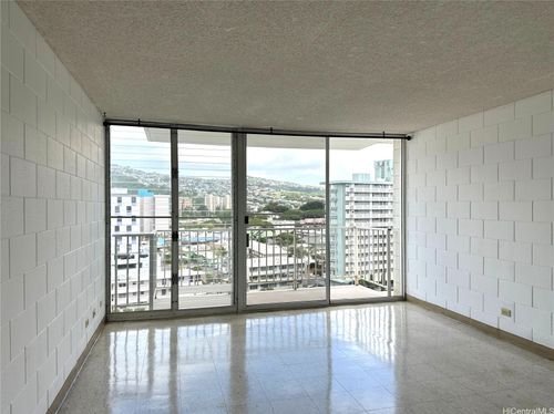 845 University Ave, Honolulu, HI, 96826-3158 | Card Image