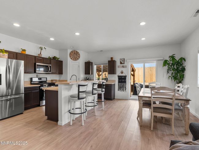 1332 Serenity Cir, House other with 3 bedrooms, 2 bathrooms and 3 parking in Fernley NV | Image 7
