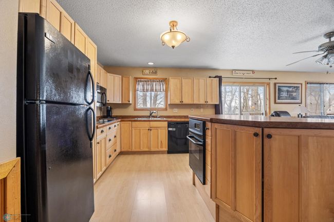 Kitchen | Image 7