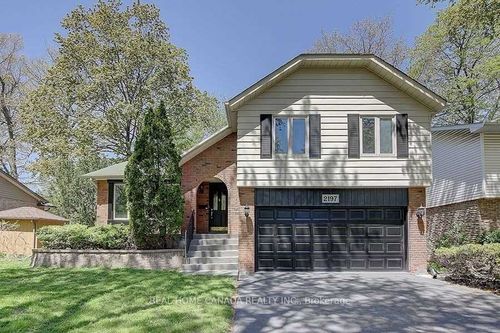 2197 Dunedin Rd, Oakville, ON, L6J5V2 | Card Image