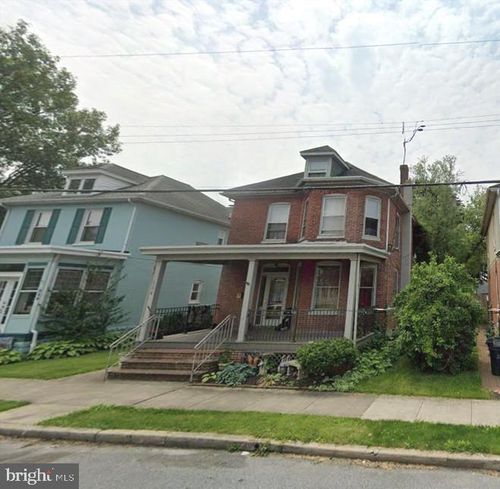 554 E Liberty St, CHAMBERSBURG, PA, 17201-2616 | Card Image