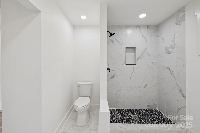 431 Pole Miller Ext, House other with 3 bedrooms, 2 bathrooms and null parking in Brevard NC | Image 11