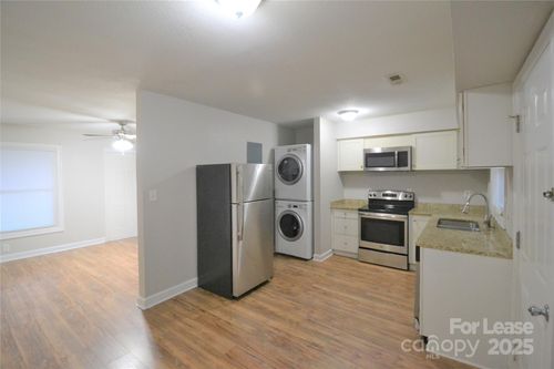 apt-3-1520 Seigle Ave, Charlotte, NC, 28205-2682 | Card Image