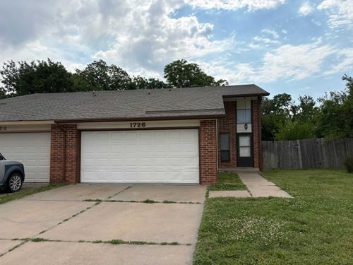 1726 S Beech Ct., Wichita, KS, 67207 | Card Image