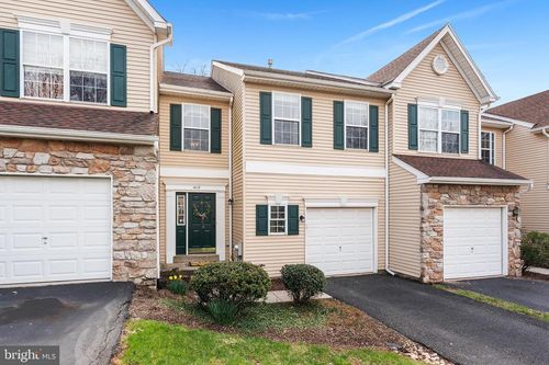 1015 Andrew Way, ROYERSFORD, PA, 19468-3134 | Card Image