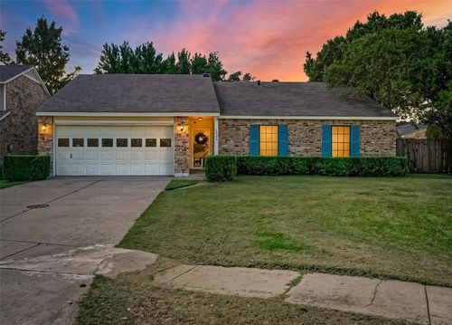 1823 Chestnut Ct, Flower Mound, TX, 75028-1241 | Card Image