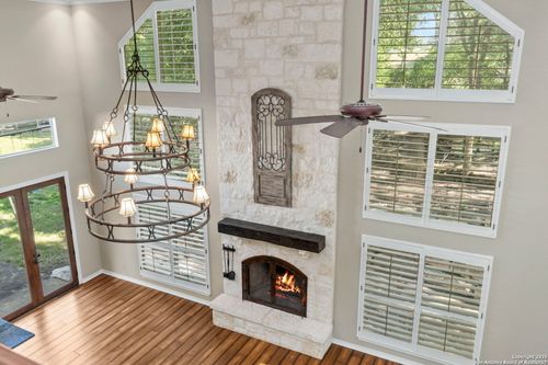 1031 Bluebell Rd, Kerrville, TX, 78028-3069 | Card Image