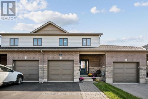 63 York Street E, Centre Wellington (Elora/Salem), ON, N0B1S0 | Card Image