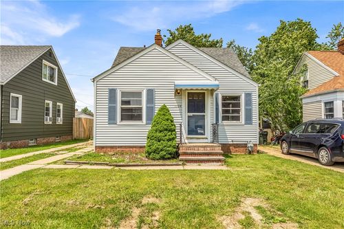 1104 Hillsdale Road, Parma, OH, 44134 | Card Image