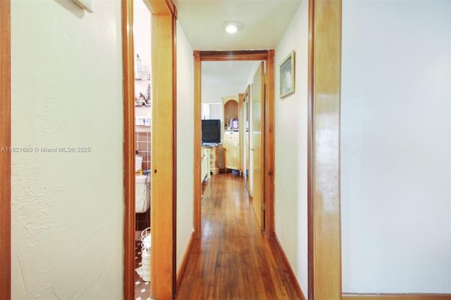 5959 Sw 16 Th Ter, House other with 3 bedrooms, 2 bathrooms and null parking in Miami FL | Image 21