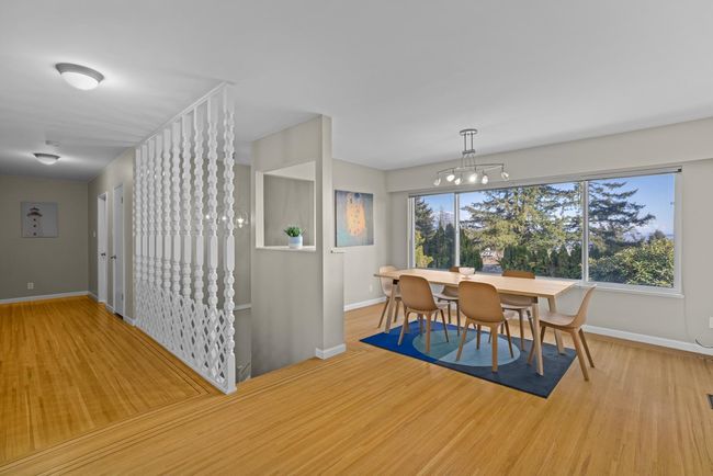 905 Greenwood Rd, House other with 4 bedrooms, 3 bathrooms and 4 parking in West Vancouver BC | Image 12
