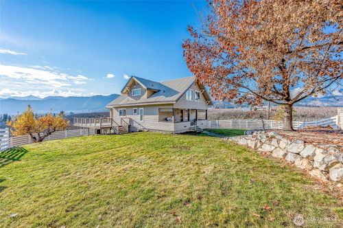 8133 N Dryden Rd, Cashmere, WA, 98815-9411 | Card Image