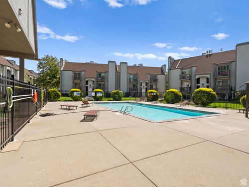 apt-b-426 E Creekside Cir, Murray, UT, 84107-6337 | Card Image