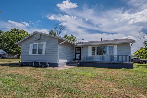 647 Dawson Dr, Paris, MO, 65275-1277 | Card Image