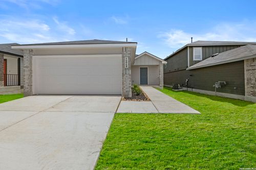 16068 Mahogany Way, Elmendorf, TX, 78112 | Card Image