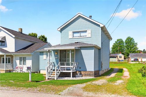 124 Nagy St, Belle Vernon, PA, 15012-2434 | Card Image