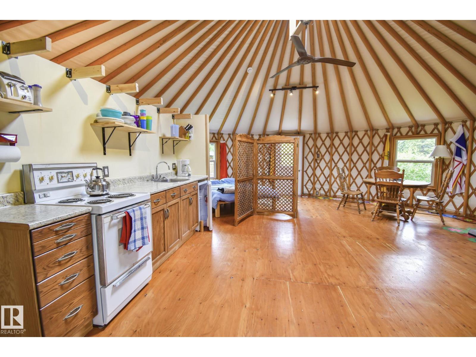Residential in Rural Wetaskiwin County 5