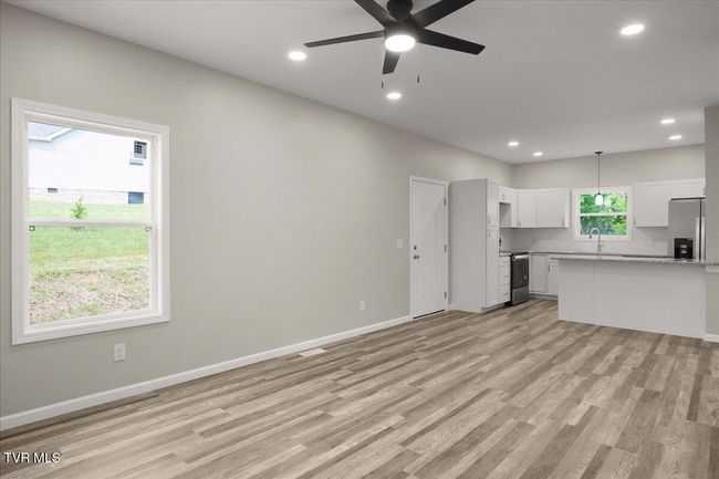 215 Brighton Pl, House other with 3 bedrooms, 3 bathrooms and null parking in Bristol TN | Image 28