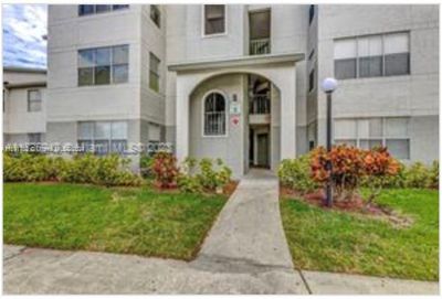 211 - 1401 Village Blvd, Condo with 2 bedrooms, 1 bathrooms and null parking in West Palm Beach FL | Image 3