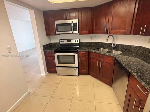 k203-7410 Sw 82nd St, Miami, FL, 33143-7313 | Card Image