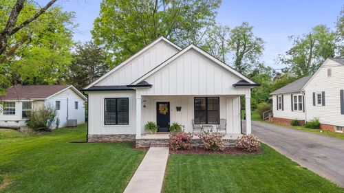 2111 Parker St Ne, Cleveland, TN, 37311-3924 | Card Image