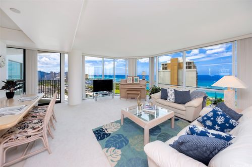 apt-3009-88 Piikoi St, Honolulu, HI, 96814-4282 | Card Image