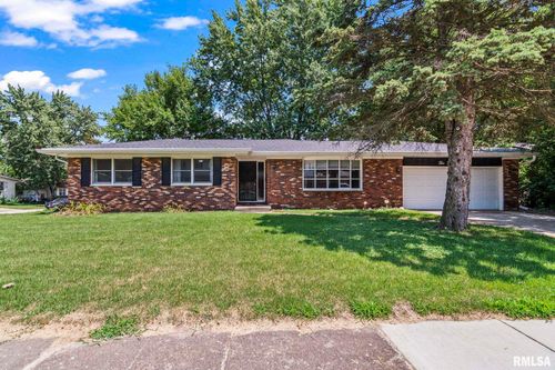 244 N Columbia Ave, Springfield, IL, 62702-4702 | Card Image