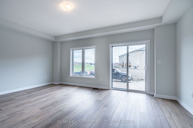 189 Lormont Blvd, House attached with 3 bedrooms, 3 bathrooms and 1 parking in Stoney Creek ON | Image 16