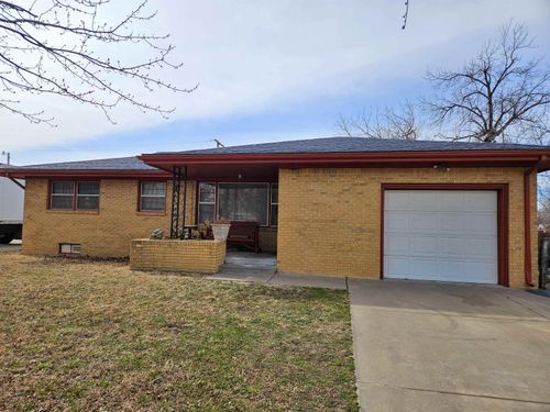 2711 S Laura St, Wichita, KS, 67216-1217 | Card Image