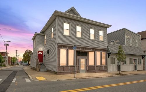 193-195 Winthrop St, Winthrop, MA, 02152 | Card Image