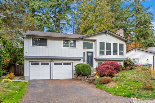 17604 24th Ave Se, Bothell, WA, 98012-6505 | Card Image