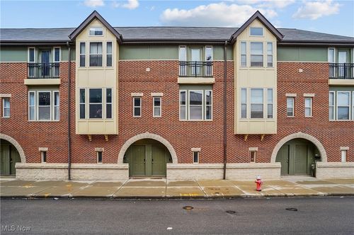 2061 E 36th St, Cleveland, OH, 44115-2749 | Card Image