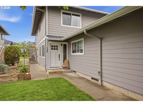 1458 Ne Paropa Ct, Gresham, OR, 97030-4325 | Card Image