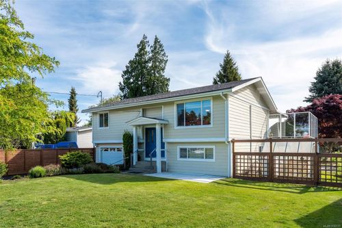 2173 Banford Pl, Sooke, BC, V9Z0W6 | Card Image