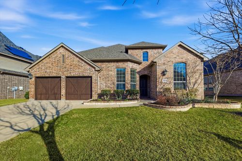 1008 W Bluff Way, Roanoke, TX, 76262-1556 | Card Image