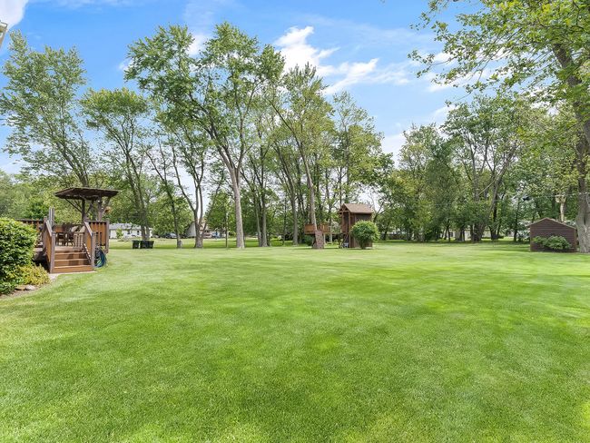 279 N Division St, House other with 4 bedrooms, 3 bathrooms and 2 parking in Braidwood IL | Image 25