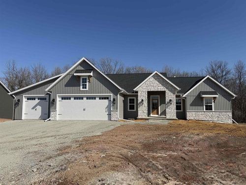 2556 N Stellita Circle, DE PERE, WI, 54115 | Card Image