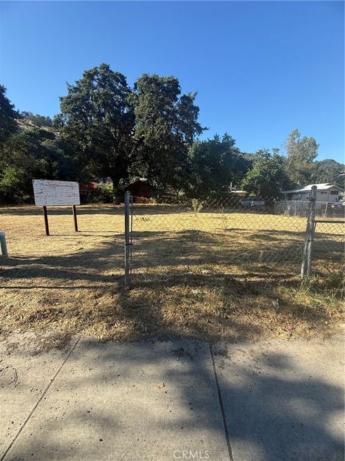 12474 The Plz, Clearlake Oaks, CA, 95423-8374 | Card Image