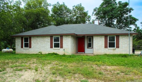 345 W County Road 672, Natalia, TX, 78059-2207 | Card Image