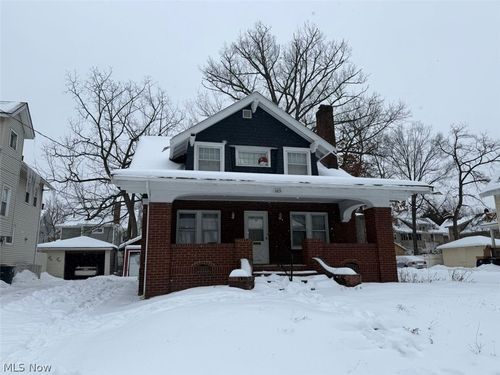 325 Beechwood Drive, Akron, OH, 44320 | Card Image