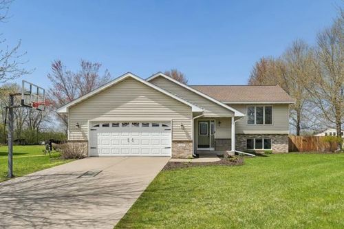 1315 Mallard Ln, NEW RICHMOND, WI, 54017-6595 | Card Image