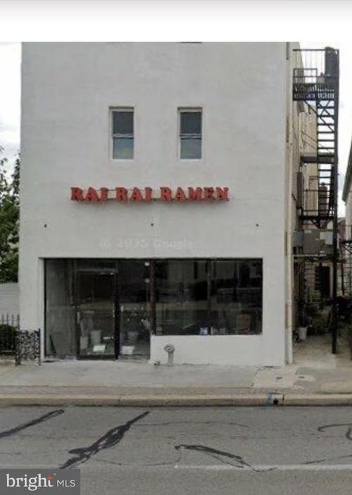 812 W Lancaster Ave, BRYN MAWR, PA, 19010-3209 | Card Image