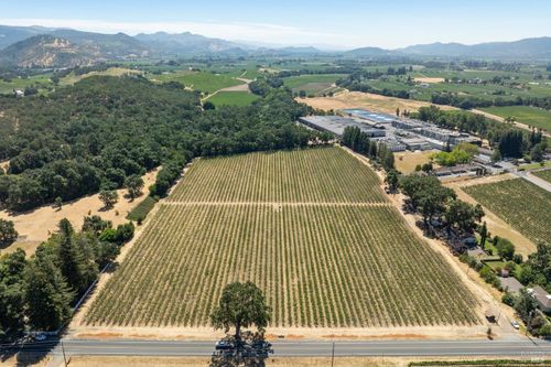 79 Zinfandel Ln, Saint Helena, CA, 94574-1629 | Card Image