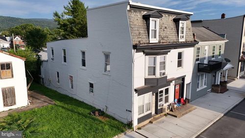 128 Valley Street, LEWISTOWN, PA, 17044 | Card Image