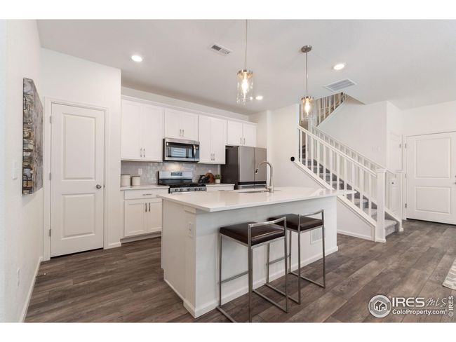 2423 Whistler Dr, Townhouse with 3 bedrooms, 3 bathrooms and null parking in Longmont CO | Image 11