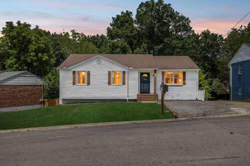 3304 Towne Ridge Dr, Antioch, TN, 37013-1216 | Card Image