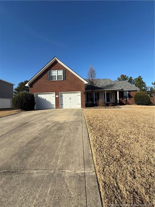 71 Yancey Ct, Spring Lake, NC, 28390-1764 | Card Image