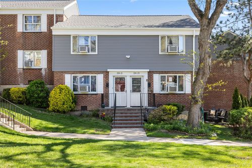 b25-0-224-23 Manor Rd, Queens Village, NY, 11427-2005 | Card Image