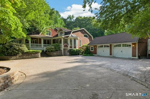 390 Three Mile Rd, Glastonbury, CT, 06033-3837 | Card Image