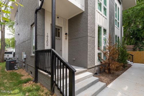 d-2002 Herman St, Nashville, TN, 37208-3437 | Card Image